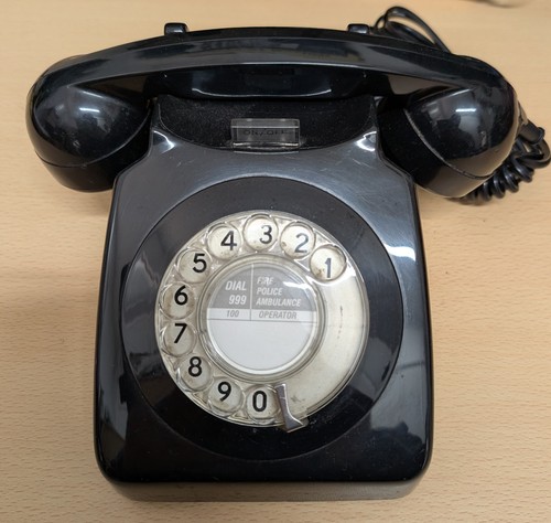 Working 1977 gpo telephone - telephone, in