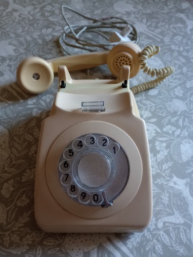 Gpo telephone 746 rotary retro - 746,