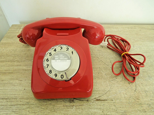 Vintage 1980 gpo - gloss, red