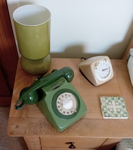 Vintage retro 746 gpo green - vintage,